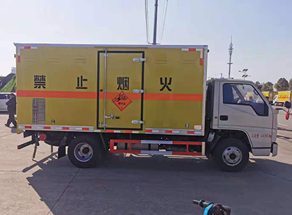 浮梁爆破器材运输车技术升级与安全合规新趋势
